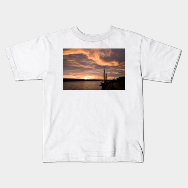 October Sunrise Kids T-Shirt by Violaman